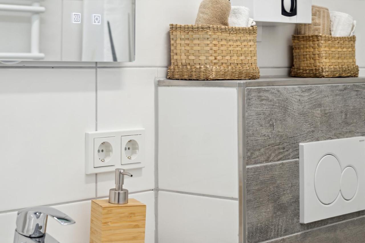 1 Zi. Wohnung, 34M², Parken, Messe Dus Duisburg Exterior foto